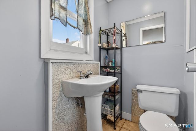 99 Union Avenue, West Haven, CT 06516