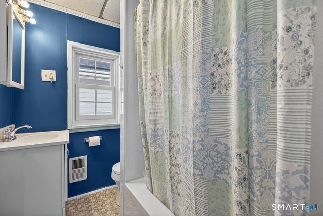 99 Union Avenue, West Haven, CT 06516