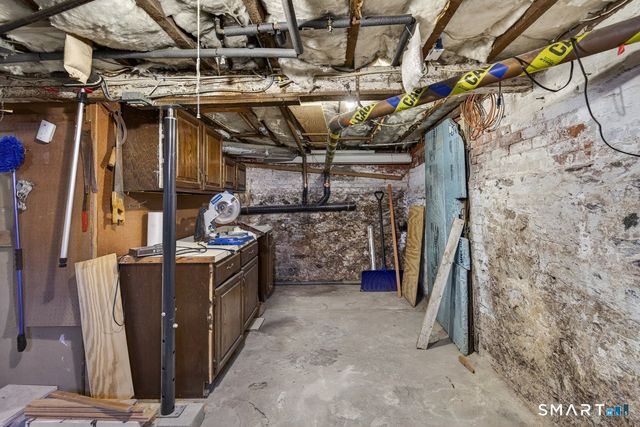 99 Union Avenue, West Haven, CT 06516