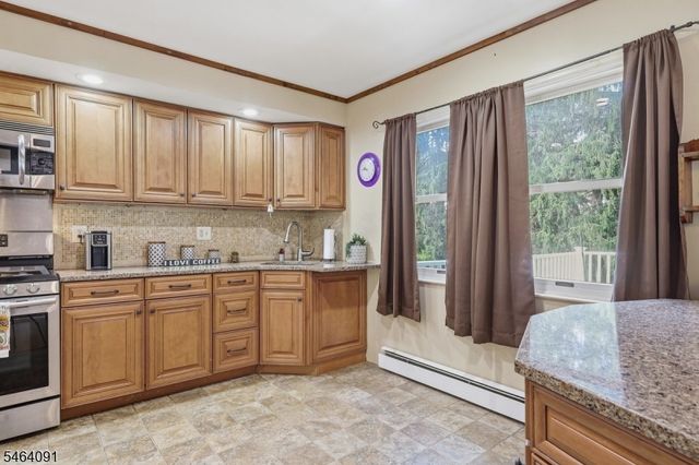 22 Hillside Rd, Mansfield Twp., NJ 07840