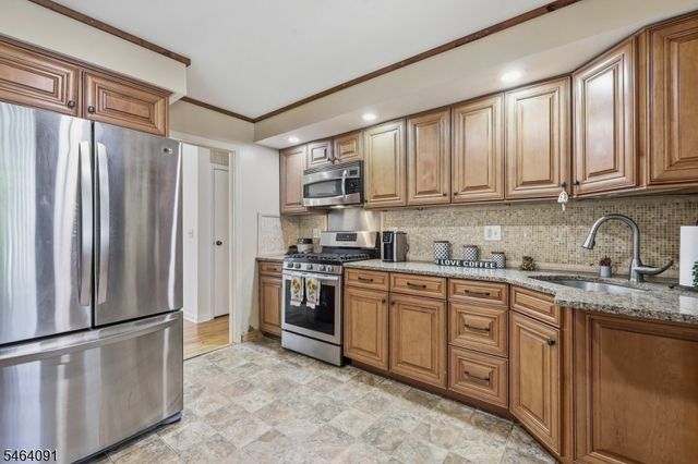 22 Hillside Rd, Mansfield Twp., NJ 07840