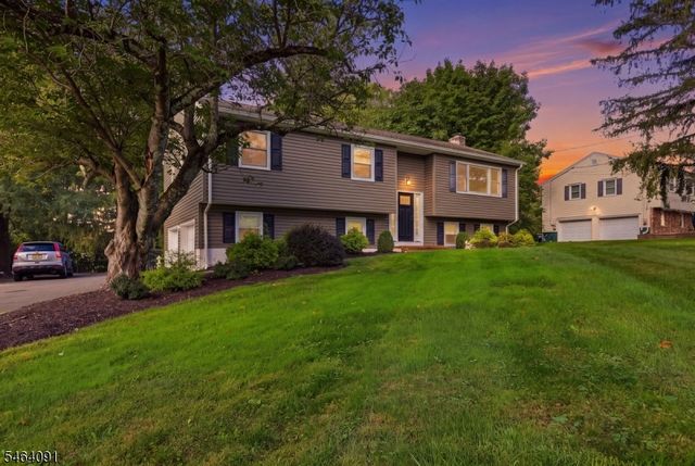22 Hillside Rd, Mansfield Twp., NJ 07840