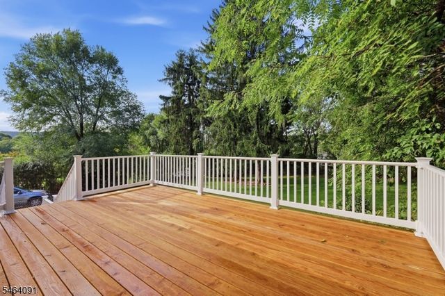 22 Hillside Rd, Mansfield Twp., NJ 07840