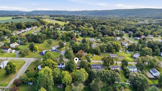 22 Hillside Rd, Mansfield Twp., NJ 07840