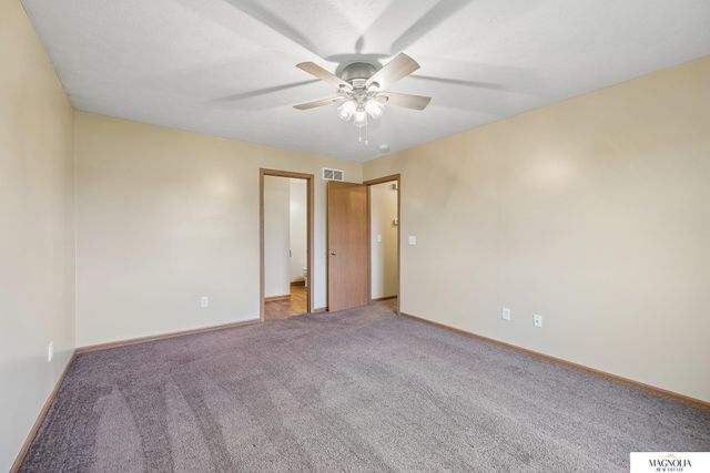 6656 N 13th Street, Lincoln, NE 68521