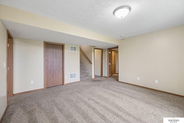 6656 N 13th Street, Lincoln, NE 68521