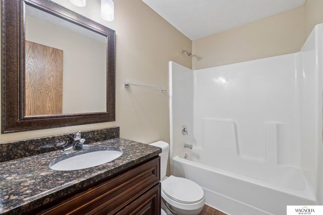 6656 N 13th Street, Lincoln, NE 68521