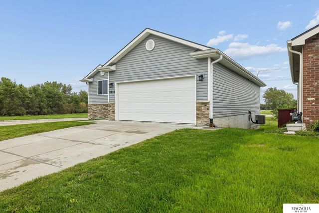 6656 N 13th Street, Lincoln, NE 68521