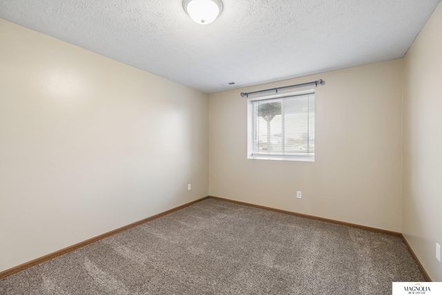 6656 N 13th Street, Lincoln, NE 68521