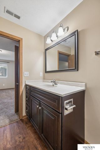 6656 N 13th Street, Lincoln, NE 68521