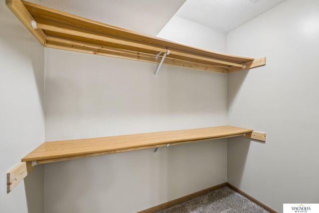 6656 N 13th Street, Lincoln, NE 68521