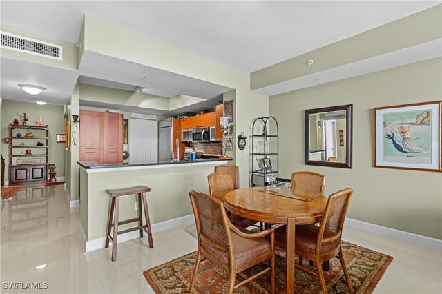 3000 Oasis Grand BLVD 2203, Fort Myers, FL 33916