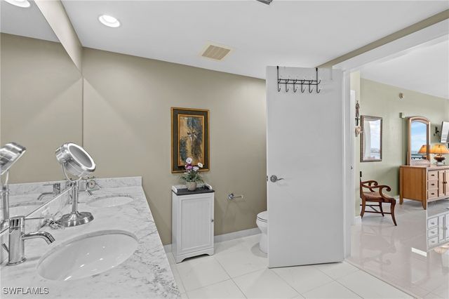 3000 Oasis Grand BLVD 2203, Fort Myers, FL 33916