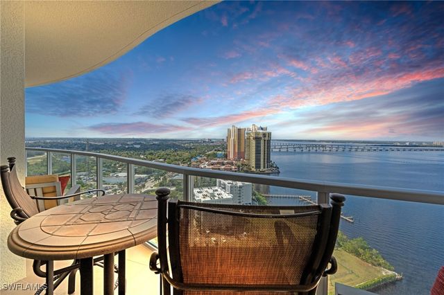 3000 Oasis Grand BLVD 2203, Fort Myers, FL 33916