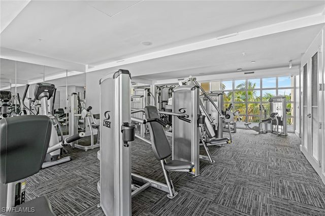 3000 Oasis Grand BLVD 2203, Fort Myers, FL 33916