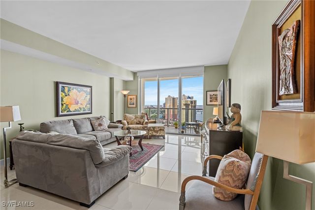 3000 Oasis Grand BLVD 2203, Fort Myers, FL 33916