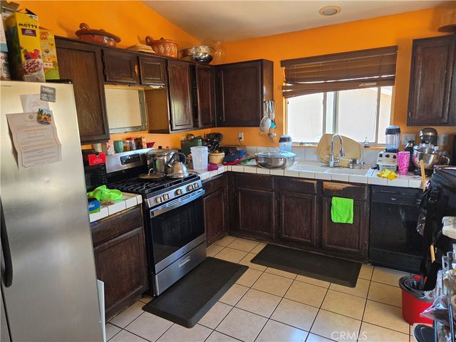 36937 Firethorn, Palmdale, CA 93550