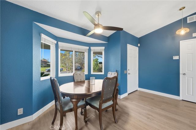 42230 Cosmic, Temecula, CA 92592