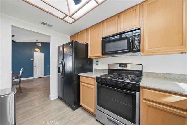 42230 Cosmic, Temecula, CA 92592