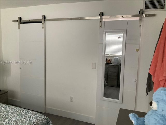 9010 Sunrise Lakes Boulevard 304, Sunrise, FL 33322
