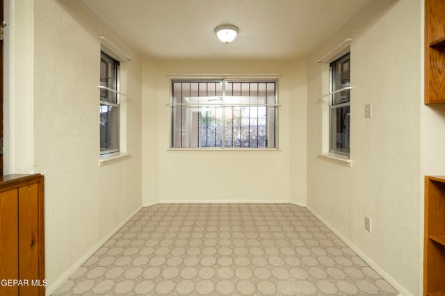 912 AGUA PRIETA Drive, El Paso, TX 79907
