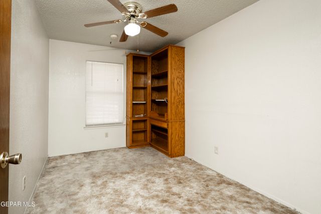 912 AGUA PRIETA Drive, El Paso, TX 79907