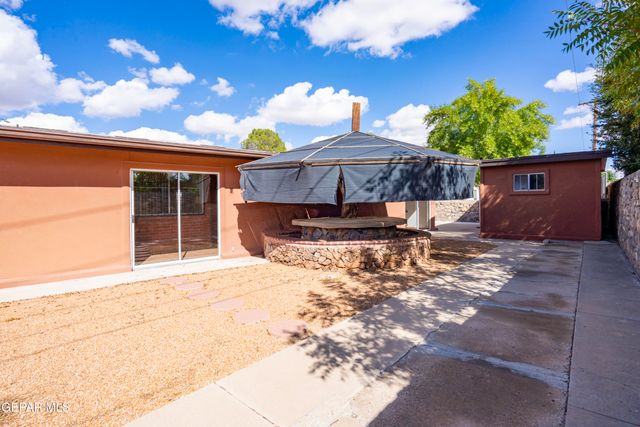 912 AGUA PRIETA Drive, El Paso, TX 79907