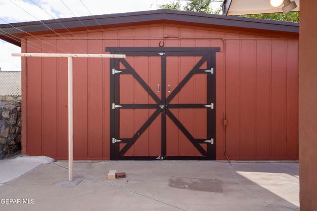 912 AGUA PRIETA Drive, El Paso, TX 79907