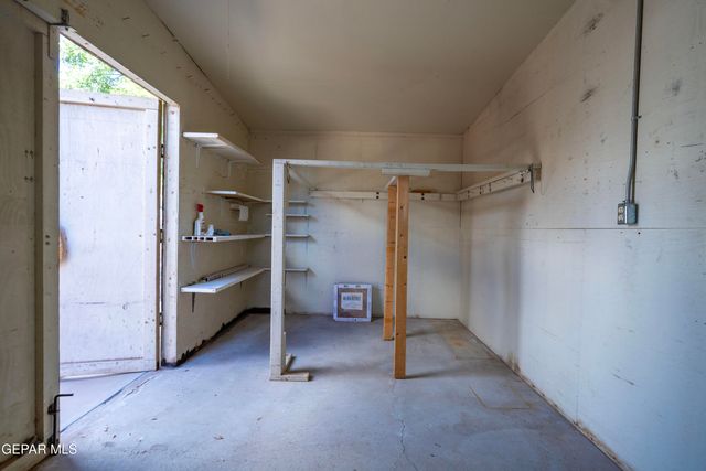 912 AGUA PRIETA Drive, El Paso, TX 79907