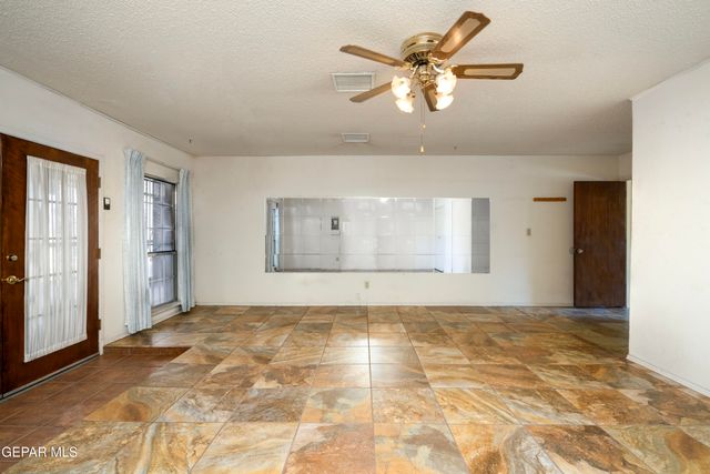 912 AGUA PRIETA Drive, El Paso, TX 79907