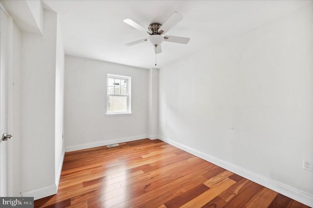 910 FITZWATER ST, Philadelphia, PA 19147