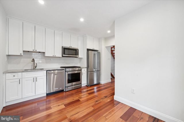 910 FITZWATER ST, Philadelphia, PA 19147