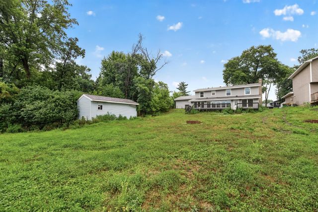 710 129th Avenue NE, Blaine, MN 55434