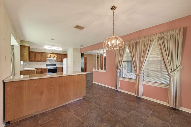 2930 Quail Oak Drive, Houston, TX 77014