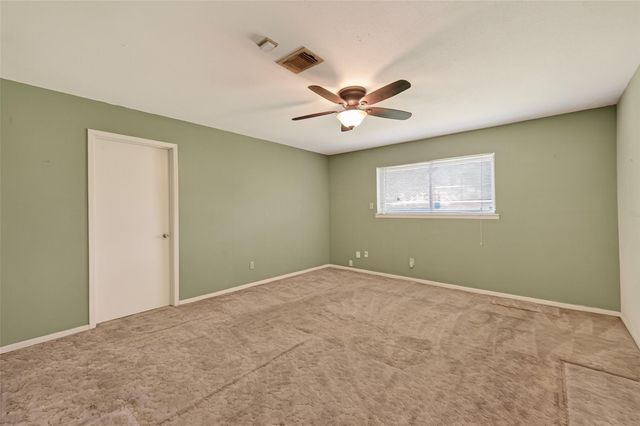 2930 Quail Oak Drive, Houston, TX 77014