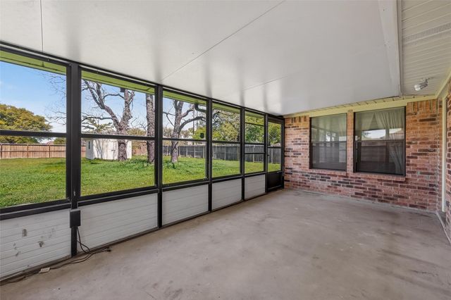 2930 Quail Oak Drive, Houston, TX 77014