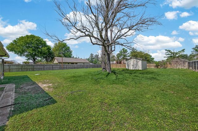 2930 Quail Oak Drive, Houston, TX 77014