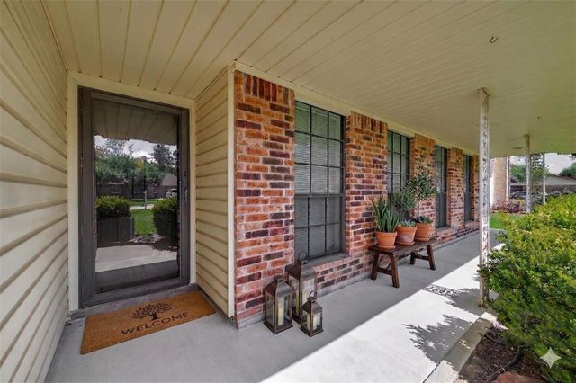 2930 Quail Oak Drive, Houston, TX 77014