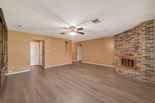 2930 Quail Oak Drive, Houston, TX 77014