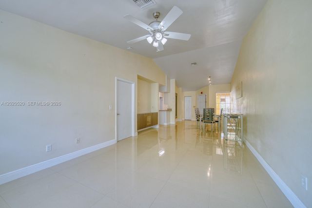 18326 NW 68th Ave H, Hialeah, FL 33015