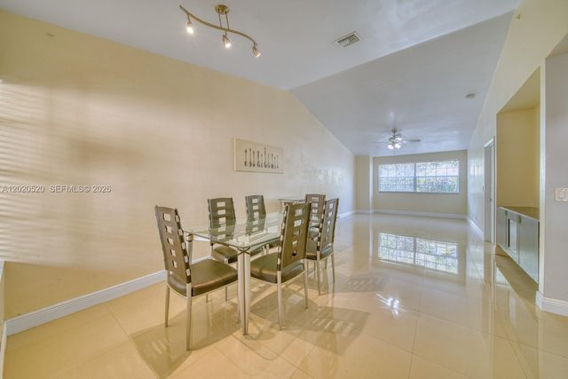 18326 NW 68th Ave H, Hialeah, FL 33015