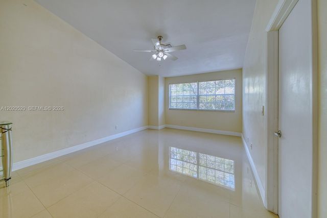 18326 NW 68th Ave H, Hialeah, FL 33015