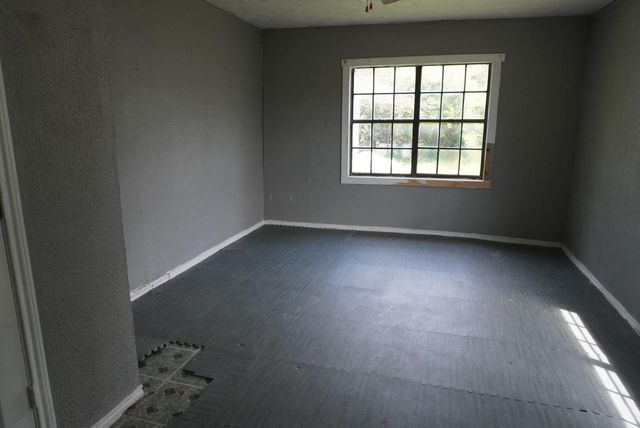 117 Light Company Road, Pasadena, TX 77506