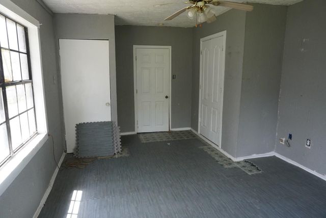 117 Light Company Road, Pasadena, TX 77506