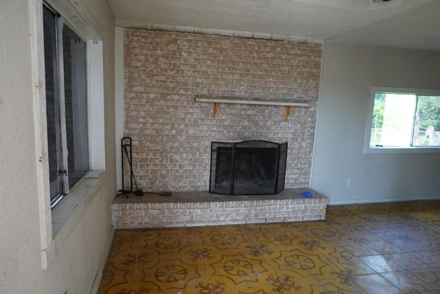 117 Light Company Road, Pasadena, TX 77506