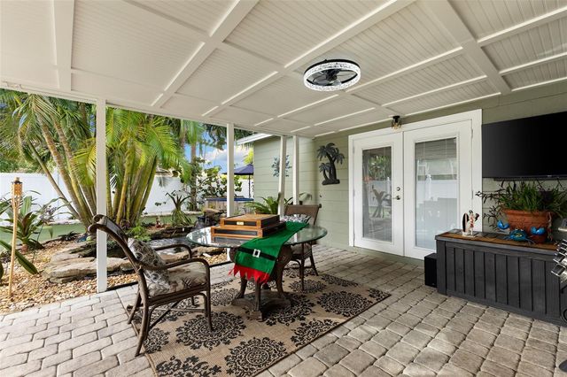 9854 51ST AVENUE N, St Petersburg, FL 33708