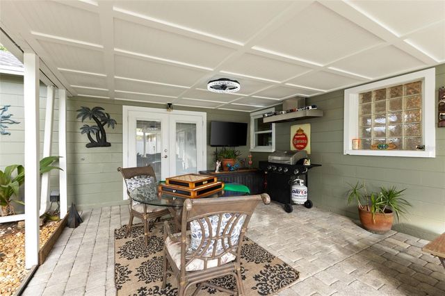 9854 51ST AVENUE N, St Petersburg, FL 33708