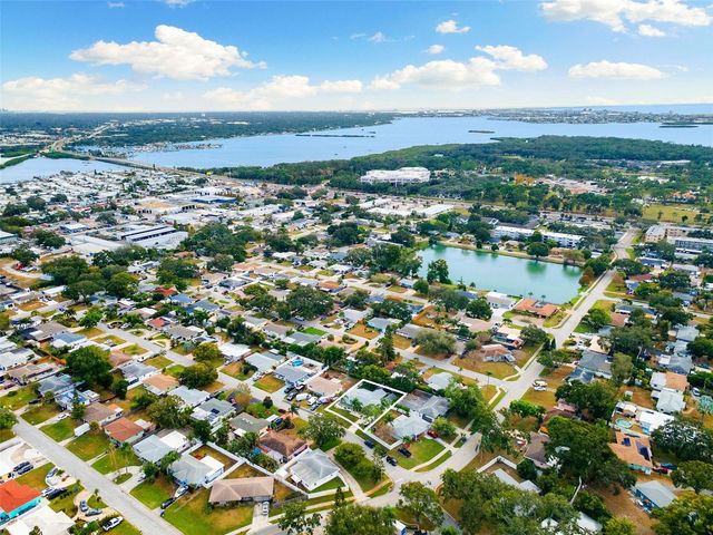 9854 51ST AVENUE N, St Petersburg, FL 33708