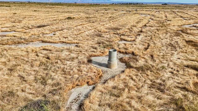 6161 H East, Roosevelt, CA 93535