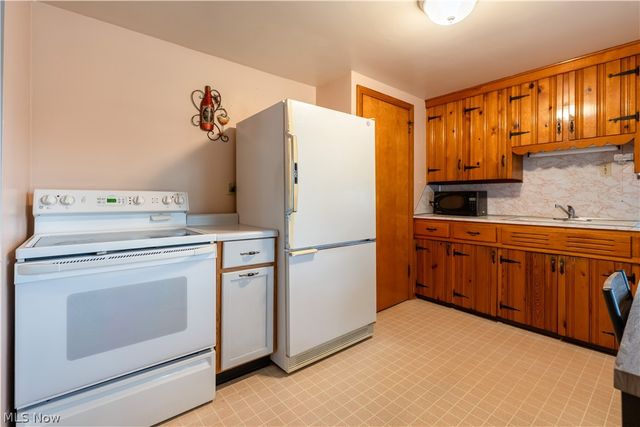 421 19th Street NE, Massillon, OH 44646
